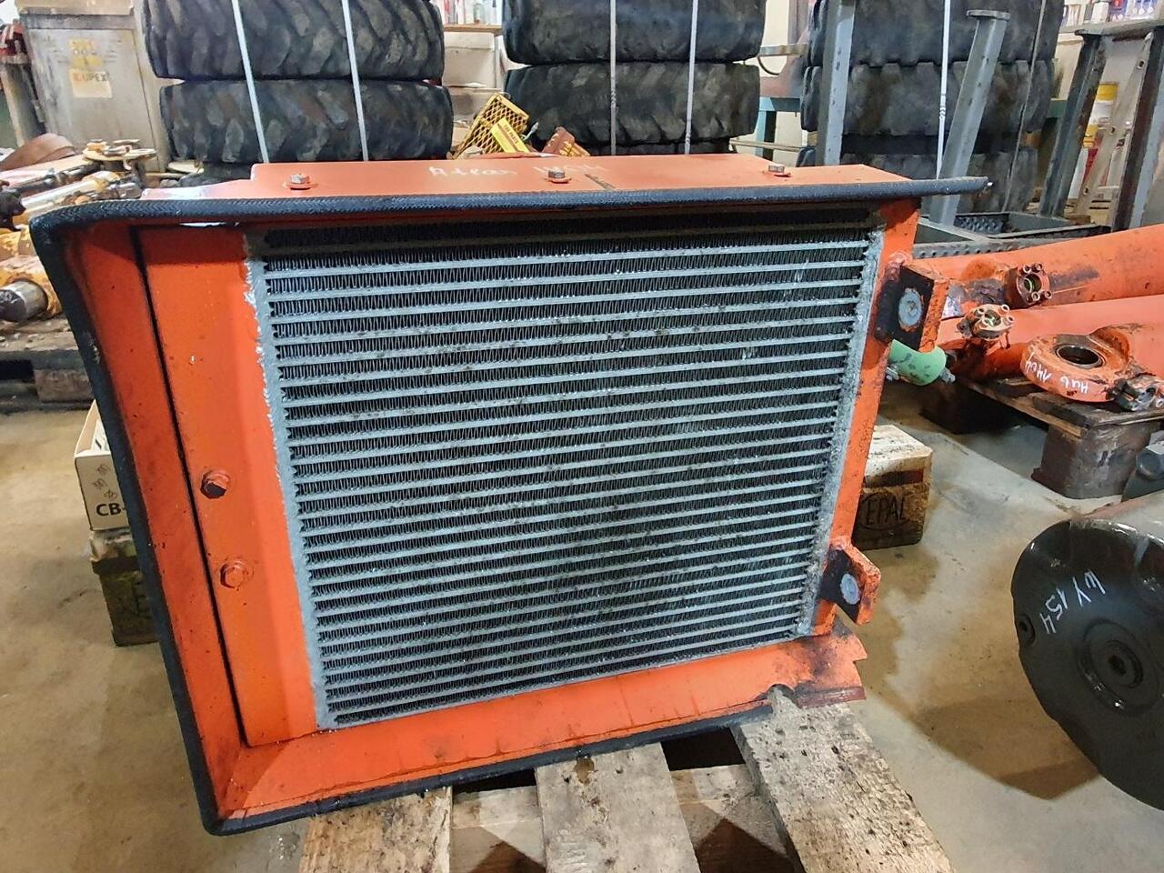 Atlas 1404 - Dzesēšanas sistēma - Celtniecības tehnika: foto 5 Atlas 1404 - Dzesēšanas sistēma - Celtniecības tehnika: foto 5