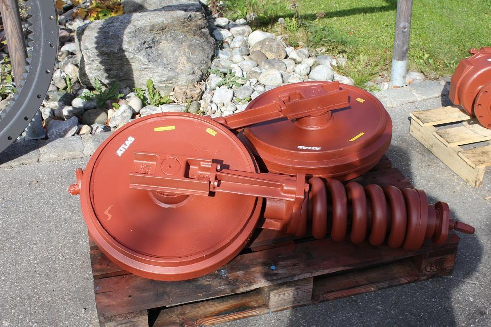 Atlas 1702 D - Ritošās daļas detaļas - Celtniecības tehnika: foto 2 Atlas 1702 D - Ritošās daļas detaļas - Celtniecības tehnika: foto 2