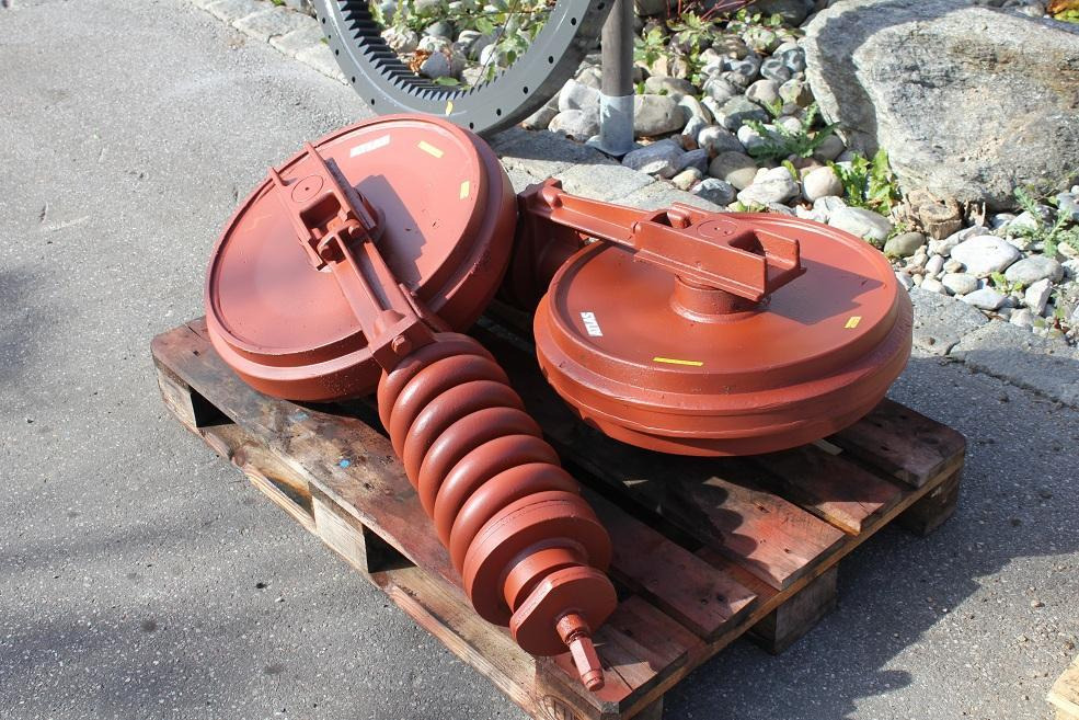 Atlas 1702 D - Ritošās daļas detaļas - Celtniecības tehnika: foto 3 Atlas 1702 D - Ritošās daļas detaļas - Celtniecības tehnika: foto 3