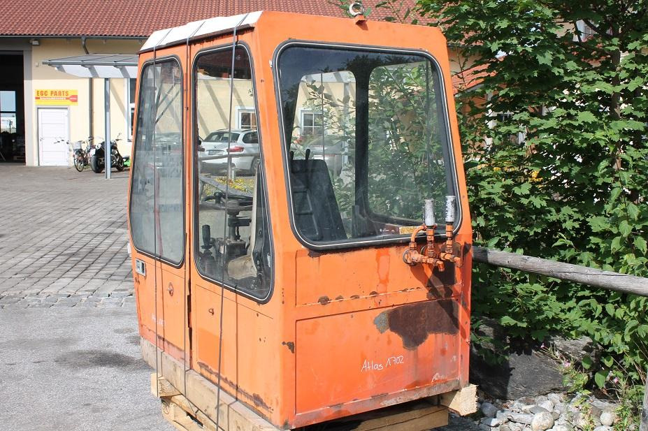 Atlas 1702D - Kabīne - Celtniecības tehnika: foto 3 Atlas 1702D - Kabīne - Celtniecības tehnika: foto 3