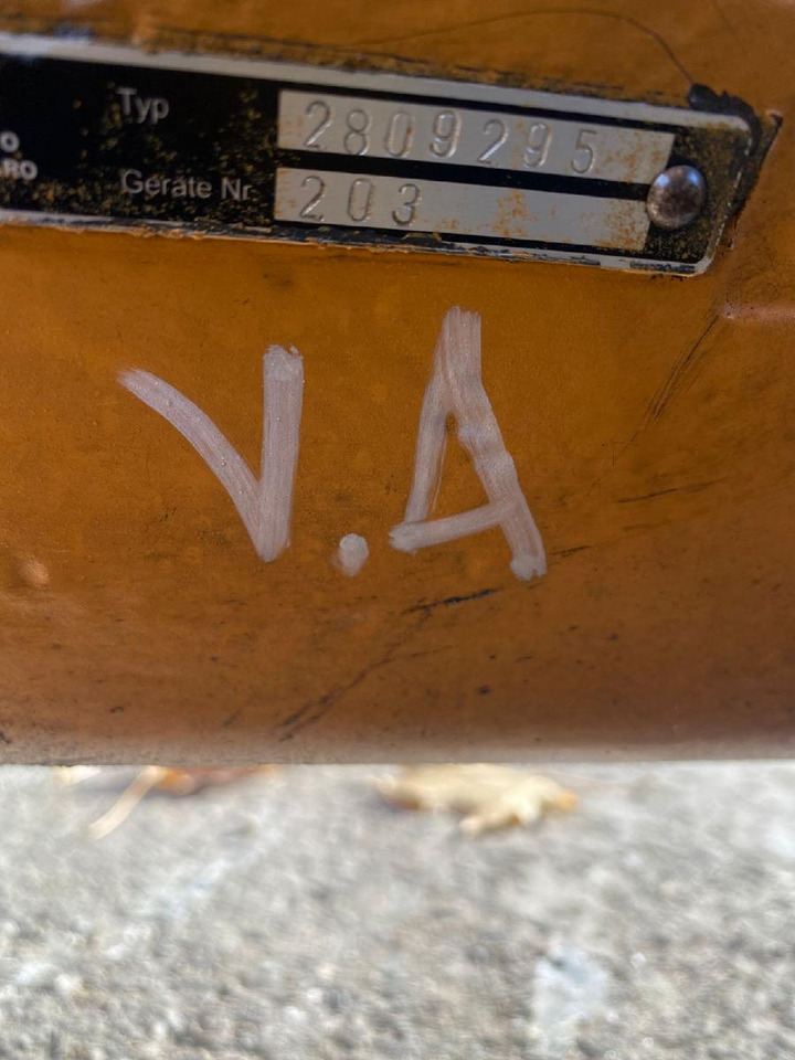 Asis un rezerves daļas - Celtniecības tehnika Carraro aus Case WX 165: foto 11