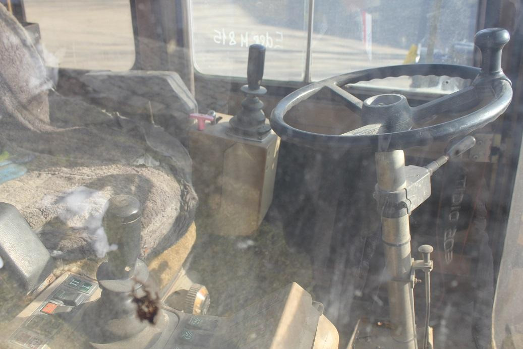 Eder M 815 - Kabīne - Celtniecības tehnika: foto 4 Eder M 815 - Kabīne - Celtniecības tehnika: foto 4