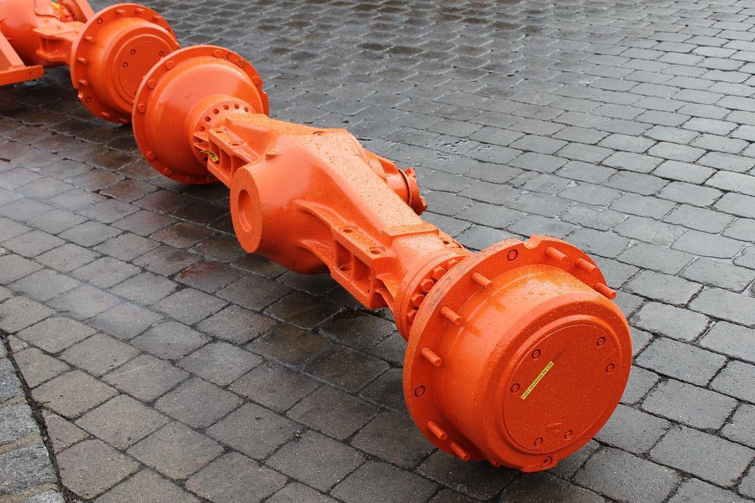 Fiat-Hitachi FR 130-2 - Asis un rezerves daļas - Celtniecības tehnika: foto 1 Fiat-Hitachi FR 130-2 - Asis un rezerves daļas - Celtniecības tehnika: foto 1