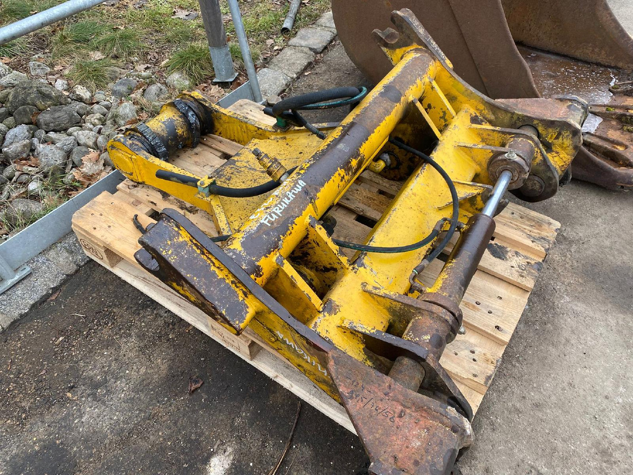 Furukawa 320E - Ātrā sakabe: foto 3 Furukawa 320E - Ātrā sakabe: foto 3