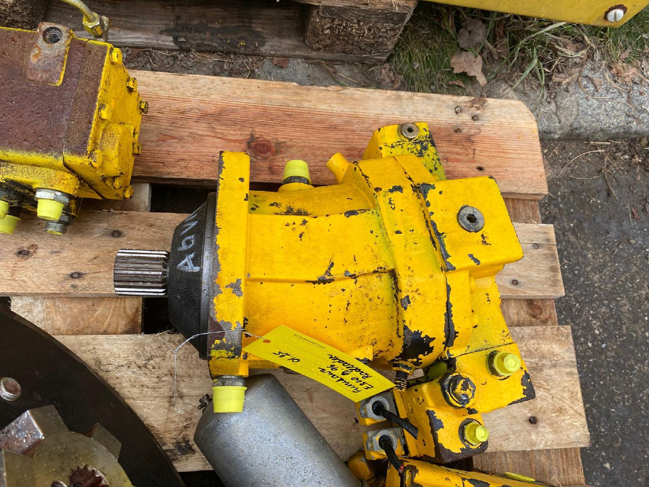 Furukawa Hydromatik A6VM107 HD - Hidrauliskais motors - Celtniecības tehnika: foto 1 Furukawa Hydromatik A6VM107 HD - Hidrauliskais motors - Celtniecības tehnika: foto 1