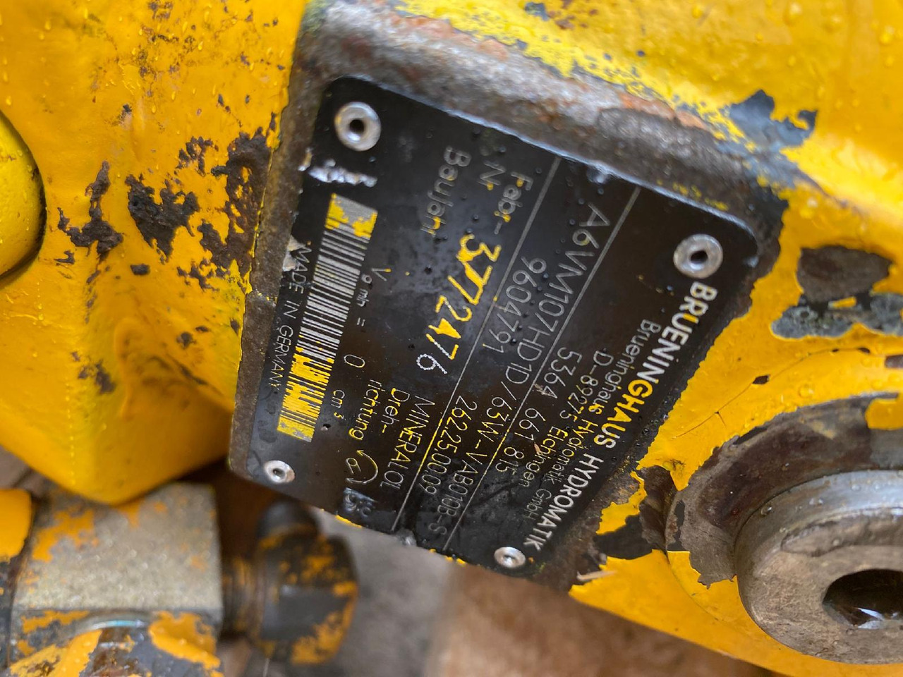 Furukawa Hydromatik A6VM107 HD - Hidrauliskais motors - Celtniecības tehnika: foto 3 Furukawa Hydromatik A6VM107 HD - Hidrauliskais motors - Celtniecības tehnika: foto 3