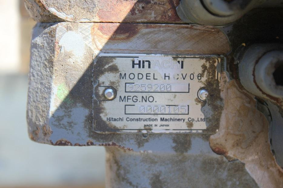 Hitachi ZX 140W - Hidrauliskais vārsts - Celtniecības tehnika: foto 5 Hitachi ZX 140W - Hidrauliskais vārsts - Celtniecības tehnika: foto 5