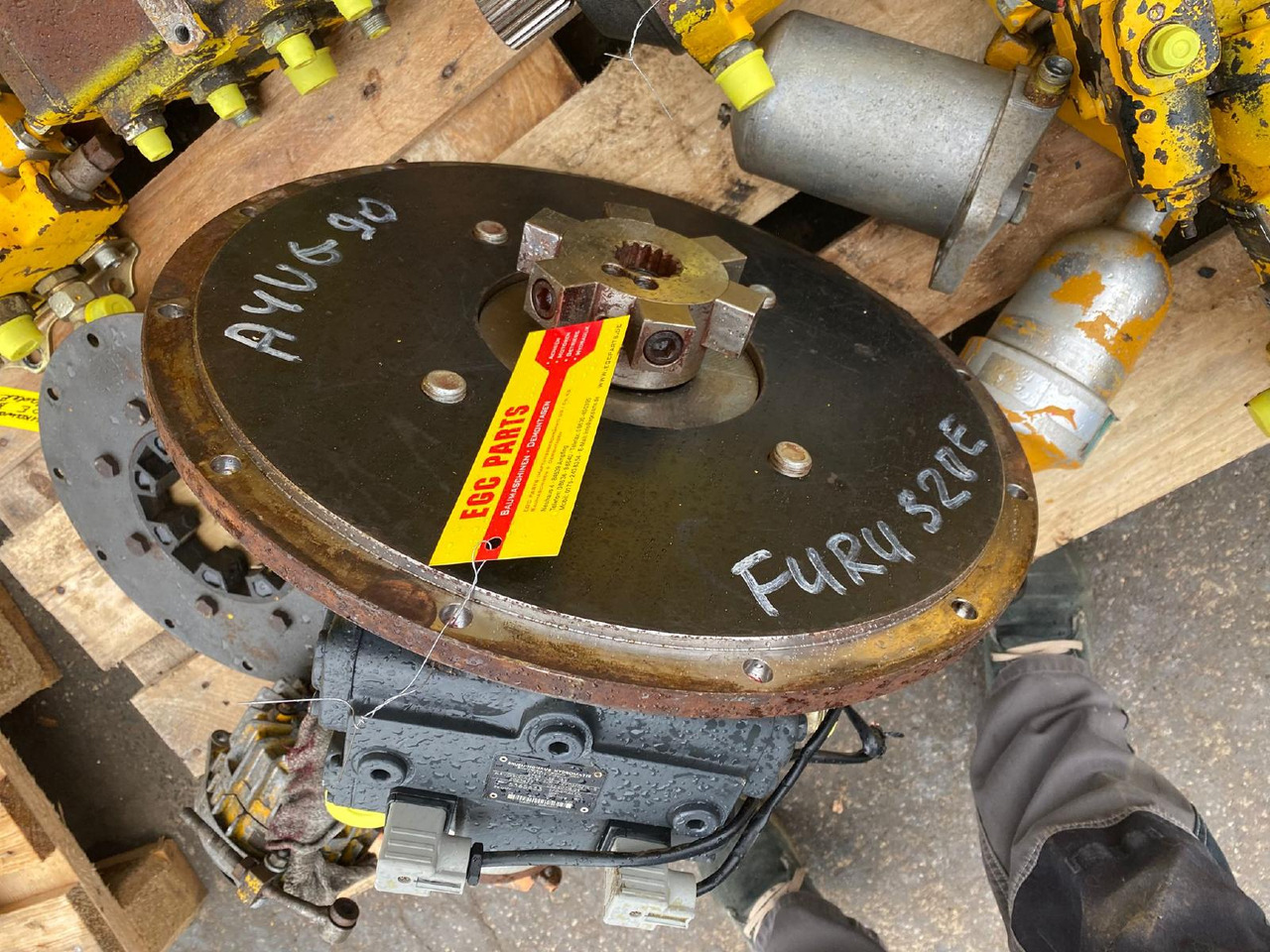 Hydromatik A4VG 90 aus Furukawa 320 E - Hidrauliskais sūknis - Celtniecības tehnika: foto 4 Hydromatik A4VG 90 aus Furukawa 320 E - Hidrauliskais sūknis - Celtniecības tehnika: foto 4