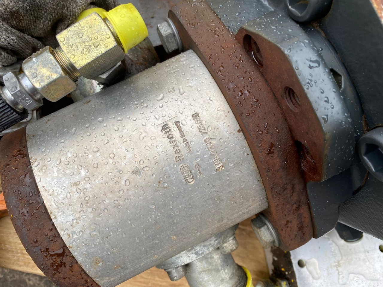 Hydromatik A4VG 90 aus Furukawa 320 E - Hidrauliskais sūknis - Celtniecības tehnika: foto 3 Hydromatik A4VG 90 aus Furukawa 320 E - Hidrauliskais sūknis - Celtniecības tehnika: foto 3