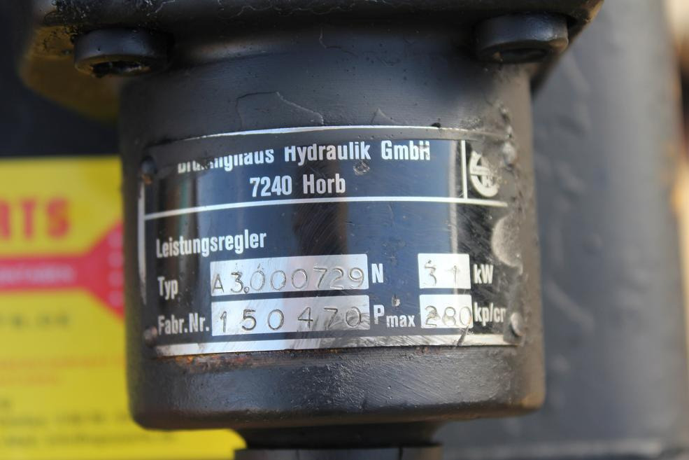 Hidrauliskais sūknis - Celtniecības tehnika Liebherr A901: foto 7