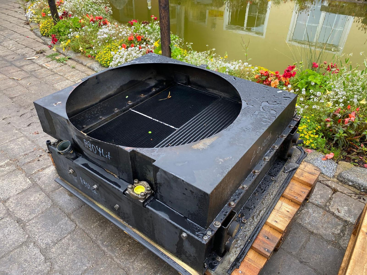 Liebherr A904 LIT - Dzesēšanas sistēma - Celtniecības tehnika: foto 1 Liebherr A904 LIT - Dzesēšanas sistēma - Celtniecības tehnika: foto 1