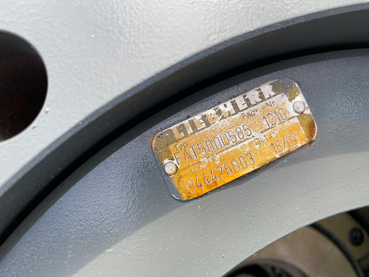 Liebherr FAT 500D585 aus PR 632 - Sānpārvads - Celtniecības tehnika: foto 2 Liebherr FAT 500D585 aus PR 632 - Sānpārvads - Celtniecības tehnika: foto 2