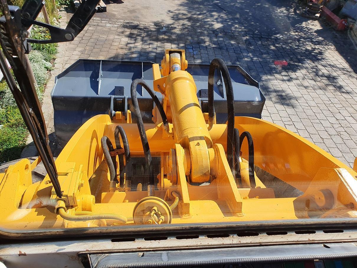 Liebherr L 521 - Riteņu iekrāvējs: foto 4 Liebherr L 521 - Riteņu iekrāvējs: foto 4