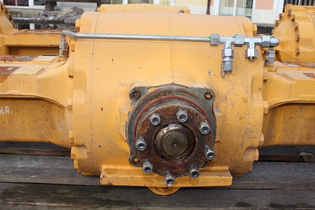 Liebherr L 556 - Asis un rezerves daļas - Celtniecības tehnika: foto 5 Liebherr L 556 - Asis un rezerves daļas - Celtniecības tehnika: foto 5