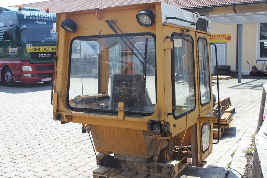 Liebherr LR 631 - Kabīne - Celtniecības tehnika: foto 5 Liebherr LR 631 - Kabīne - Celtniecības tehnika: foto 5