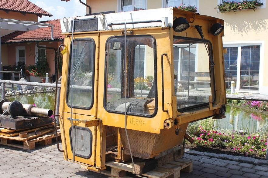 Liebherr LR 631 - Kabīne - Celtniecības tehnika: foto 1 Liebherr LR 631 - Kabīne - Celtniecības tehnika: foto 1