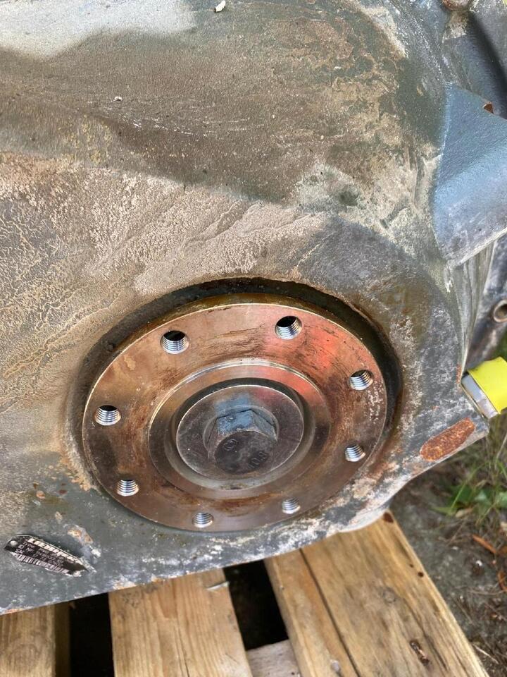 Liebherr PVG 351 aus L 566 - Hidrauliskais sūknis - Celtniecības tehnika: foto 4 Liebherr PVG 351 aus L 566 - Hidrauliskais sūknis - Celtniecības tehnika: foto 4