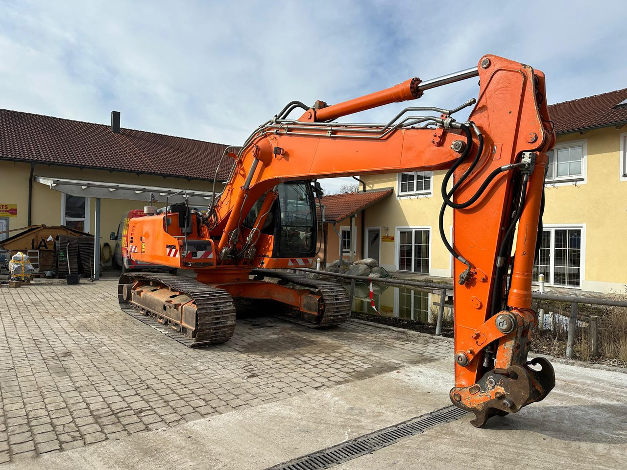 Liebherr R 916 LC - Kāpurķēžu ekskavators: foto 2 Liebherr R 916 LC - Kāpurķēžu ekskavators: foto 2