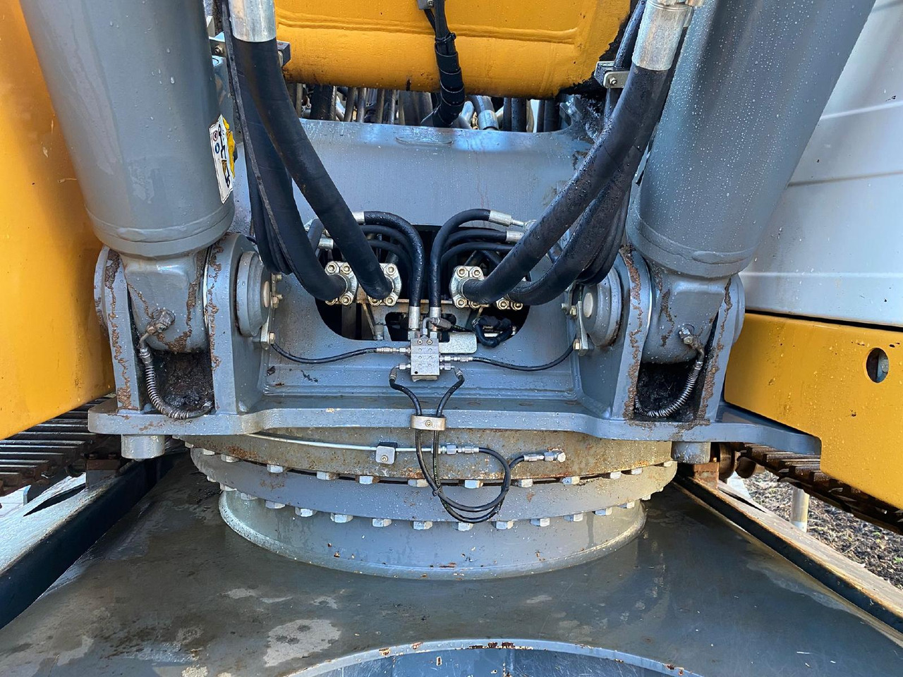 Liebherr R936 NLC - Kāpurķēžu ekskavators: foto 5 Liebherr R936 NLC - Kāpurķēžu ekskavators: foto 5