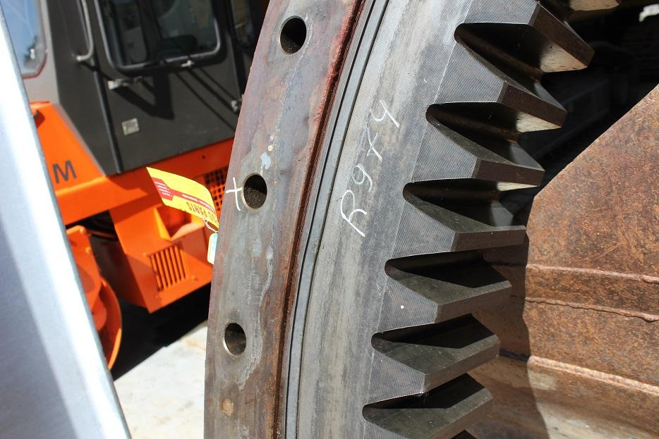 Devēja gredzens - Celtniecības tehnika Liebherr R974: foto 8