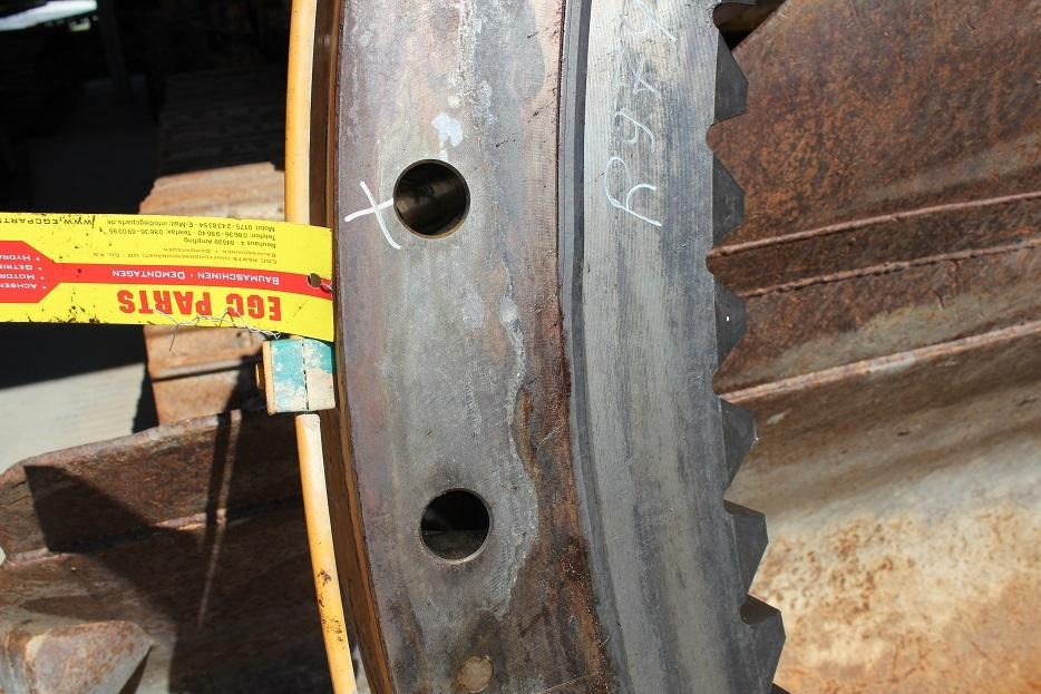 Devēja gredzens - Celtniecības tehnika Liebherr R974: foto 7