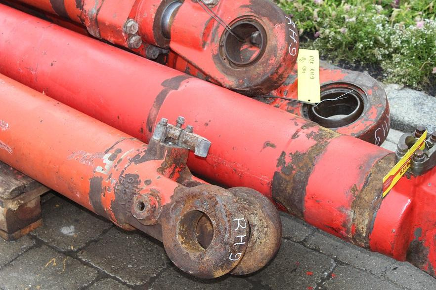 O&K RH 9 - Hidrauliskais cilindrs - Celtniecības tehnika: foto 5 O&K RH 9 - Hidrauliskais cilindrs - Celtniecības tehnika: foto 5
