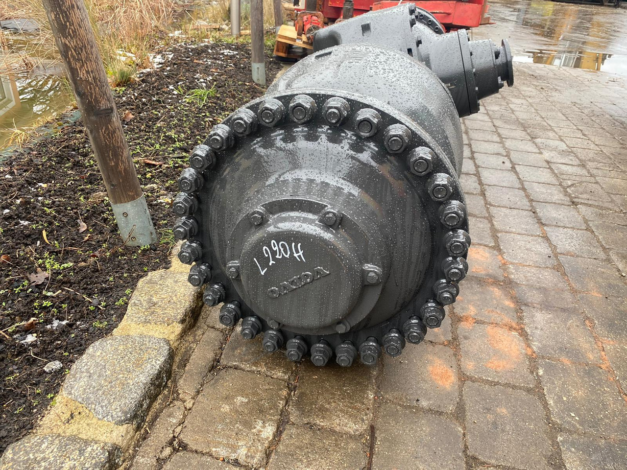 Volvo L 220 H - Asis un rezerves daļas - Celtniecības tehnika: foto 4 Volvo L 220 H - Asis un rezerves daļas - Celtniecības tehnika: foto 4