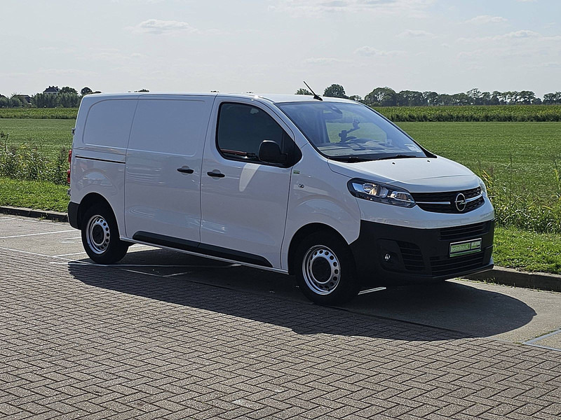 Opel Vivaro 2.0 L2 Navi Airco Euro6! - Mazs furgons: foto 4 Opel Vivaro 2.0 L2 Navi Airco Euro6! - Mazs furgons: foto 4