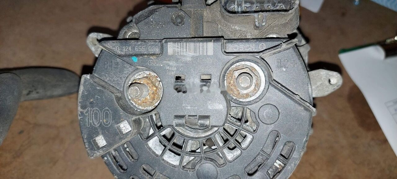 Bosch , 110A , 28V DAF CF75, XF 95 - Ģenerators - Kravas automašīna: foto 2 Bosch , 110A , 28V DAF CF75, XF 95 - Ģenerators - Kravas automašīna: foto 2