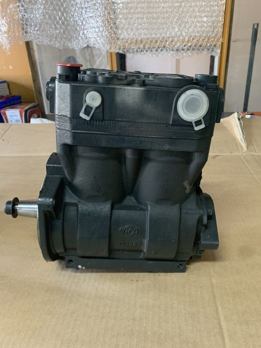 Knorr-Bremse podwójny używany do naprawy LK4936 IVECO Stralis Euro 5, LK4936 450KM, 2012r- truck - Kompresors - Kravas automašīna: foto 2 Knorr-Bremse podwójny używany do naprawy LK4936 IVECO Stralis Euro 5, LK4936 450KM, 2012r- truck - Kompresors - Kravas automašīna: foto 2