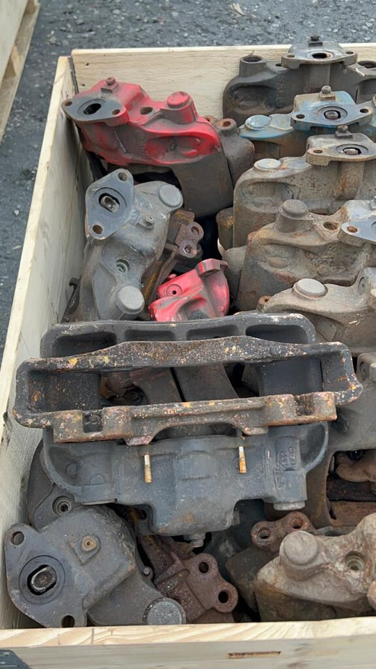 MAN SN7 / SB7 TGX TGA SN7228 / SN7086 / SN7096 MAN - Bremžu suports - Kravas automašīna: foto 2 MAN SN7 / SB7 TGX TGA SN7228 / SN7086 / SN7096 MAN - Bremžu suports - Kravas automašīna: foto 2