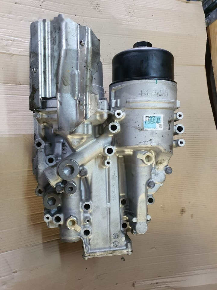 Mann-Filter MAN EURO 6 TGA TGX MAN TGX / TGS Euro 6 truck - Eļļas filtrs - Kravas automašīna: foto 1 Mann-Filter MAN EURO 6 TGA TGX MAN TGX / TGS Euro 6 truck - Eļļas filtrs - Kravas automašīna: foto 1