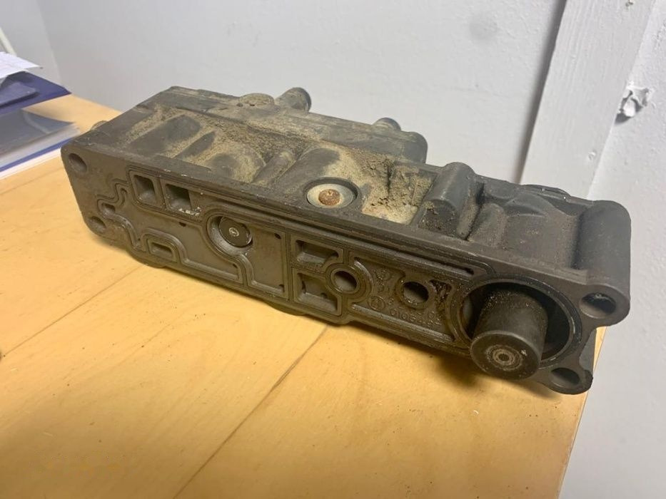 Norgren ZF oryginał HURT wybieraka 1025519 MAN TGA TGX TGL - Bremžu vārsts - Kravas automašīna: foto 4 Norgren ZF oryginał HURT wybieraka 1025519 MAN TGA TGX TGL - Bremžu vārsts - Kravas automašīna: foto 4