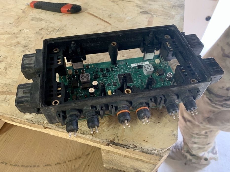 WABCO Elektronika D E TEBS E Modulator naczepa hurt części - Drošinātājs - Piekabe: foto 1 WABCO Elektronika D E TEBS E Modulator naczepa hurt części - Drošinātājs - Piekabe: foto 1