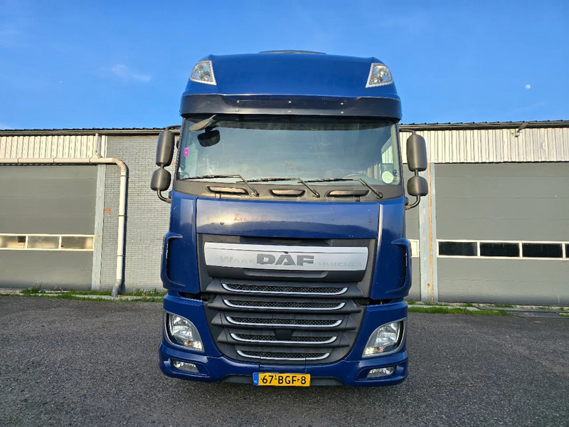 DAF XF 440 SSC Holland 440 - Vilcējs: foto 2 DAF XF 440 SSC Holland 440 - Vilcējs: foto 2