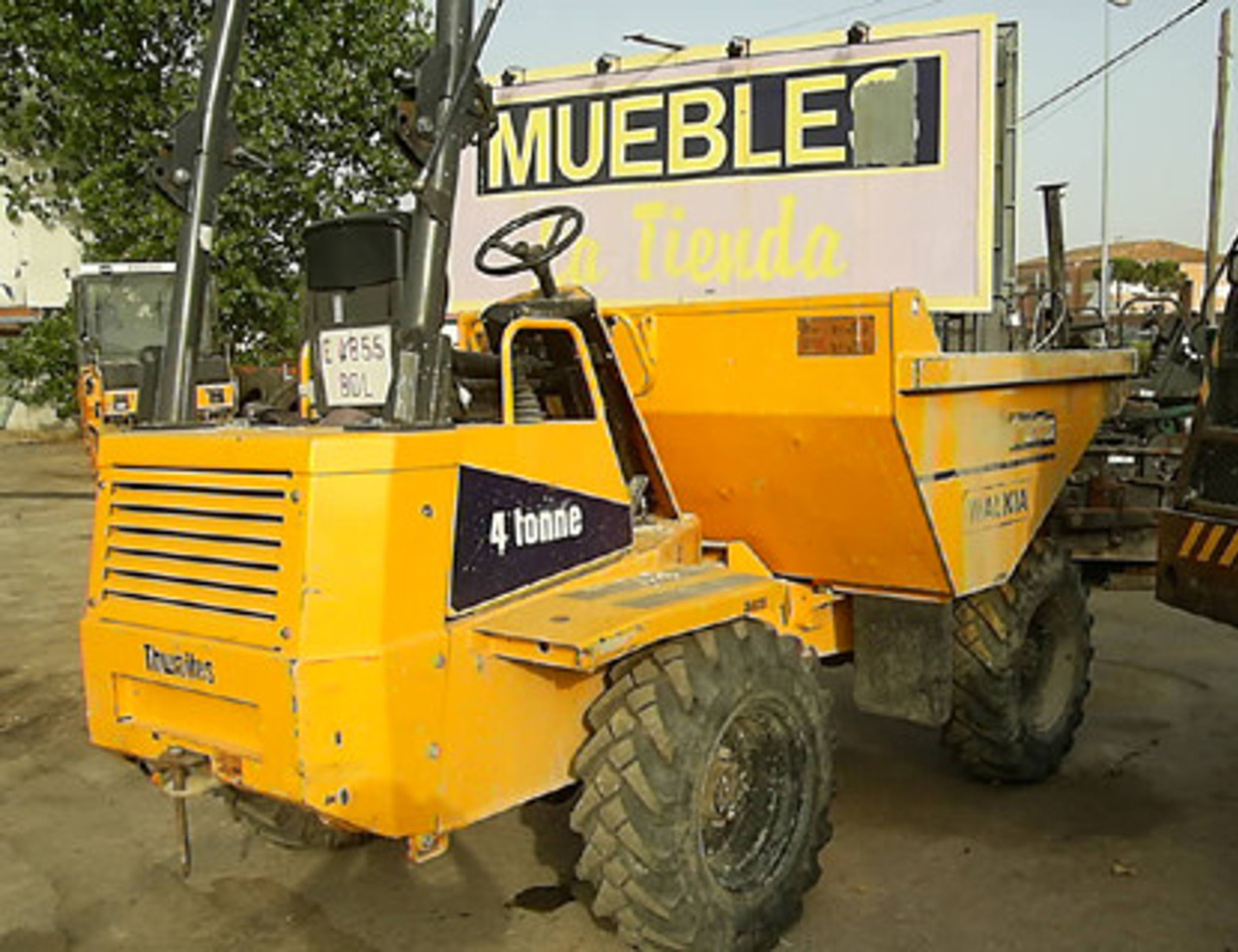 Dumper Frontal Thawaites MACH 340 - Mini pašizgāzējs: foto 1 Dumper Frontal Thawaites MACH 340 - Mini pašizgāzējs: foto 1