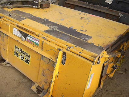 Implemento barredora Bobcat Sweeper 60 - Birste - Kompaktiekrāvējs: foto 1 Implemento barredora Bobcat Sweeper 60 - Birste - Kompaktiekrāvējs: foto 1