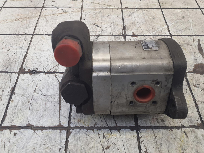 Bosch LTM 1090 emergency steering pump - Stūres pastiprinātāja sūknis - Celtnis: foto 4 Bosch LTM 1090 emergency steering pump - Stūres pastiprinātāja sūknis - Celtnis: foto 4