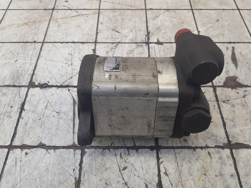 Bosch LTM 1090 emergency steering pump - Stūres pastiprinātāja sūknis - Celtnis: foto 2 Bosch LTM 1090 emergency steering pump - Stūres pastiprinātāja sūknis - Celtnis: foto 2
