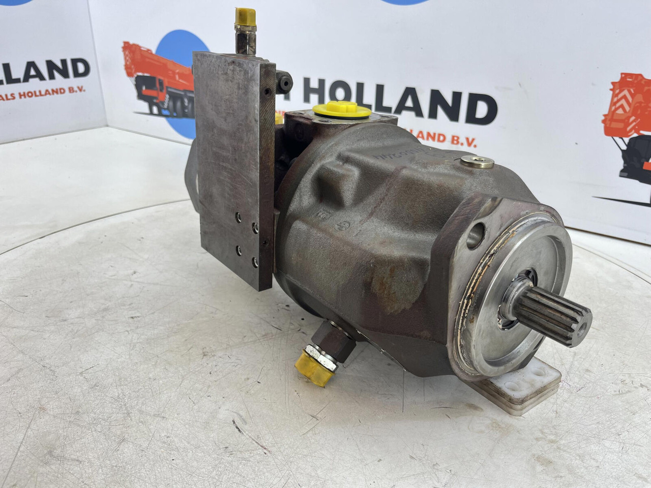 Compact truck CT.2 Axial piston pump - Hidrauliskais sūknis - Celtnis: foto 3 Compact truck CT.2 Axial piston pump - Hidrauliskais sūknis - Celtnis: foto 3