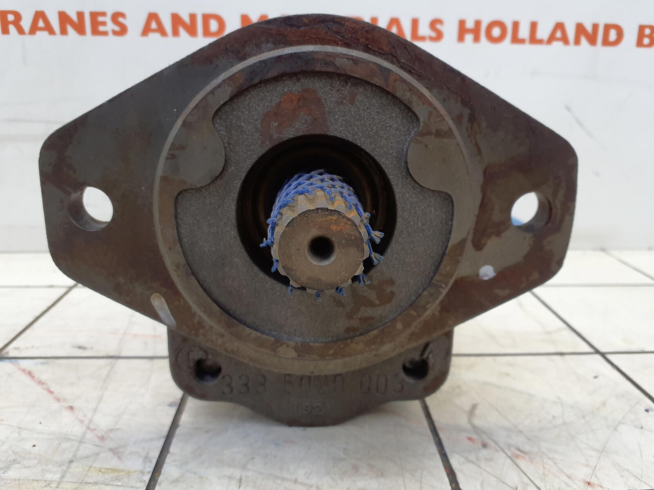 Compact truck CT-2 Dual gear pump - Hidrauliskais sūknis - Celtnis: foto 5 Compact truck CT-2 Dual gear pump - Hidrauliskais sūknis - Celtnis: foto 5