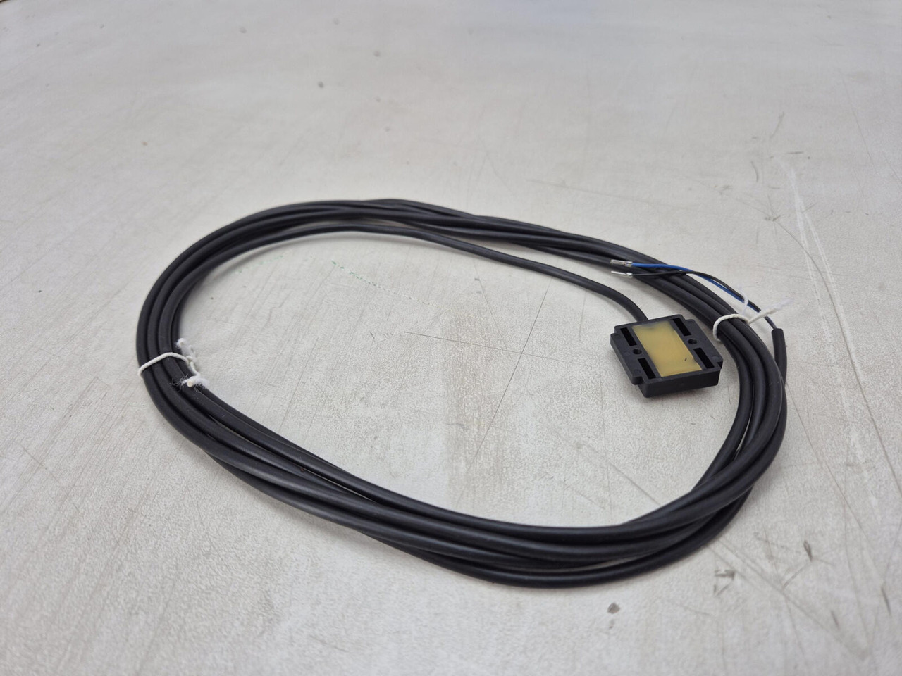 Demag AC 120 Counterweigt locking liniar motor set - Elektrosistēma - Celtnis: foto 5 Demag AC 120 Counterweigt locking liniar motor set - Elektrosistēma - Celtnis: foto 5