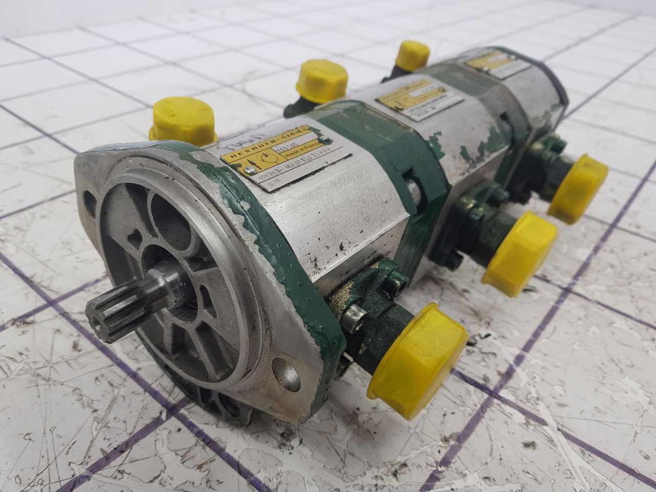 FAUN ATF 30-2 3 way gear pump - Hidrauliskais sūknis - Celtnis: foto 2 FAUN ATF 30-2 3 way gear pump - Hidrauliskais sūknis - Celtnis: foto 2