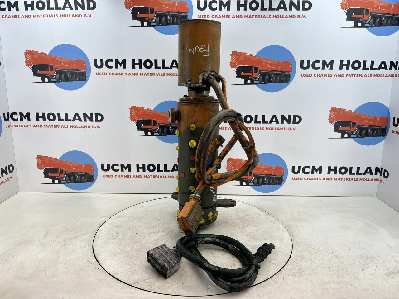 FAUN ATF 30-2 hydraulic and electric swivel - Hidrauliskais motors - Autoceltnis: foto 2 FAUN ATF 30-2 hydraulic and electric swivel - Hidrauliskais motors - Autoceltnis: foto 2