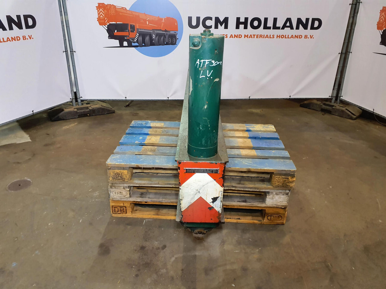 FAUN ATF 30-2 outrigger beam front complete - Piekare - Autoceltnis: foto 5 FAUN ATF 30-2 outrigger beam front complete - Piekare - Autoceltnis: foto 5