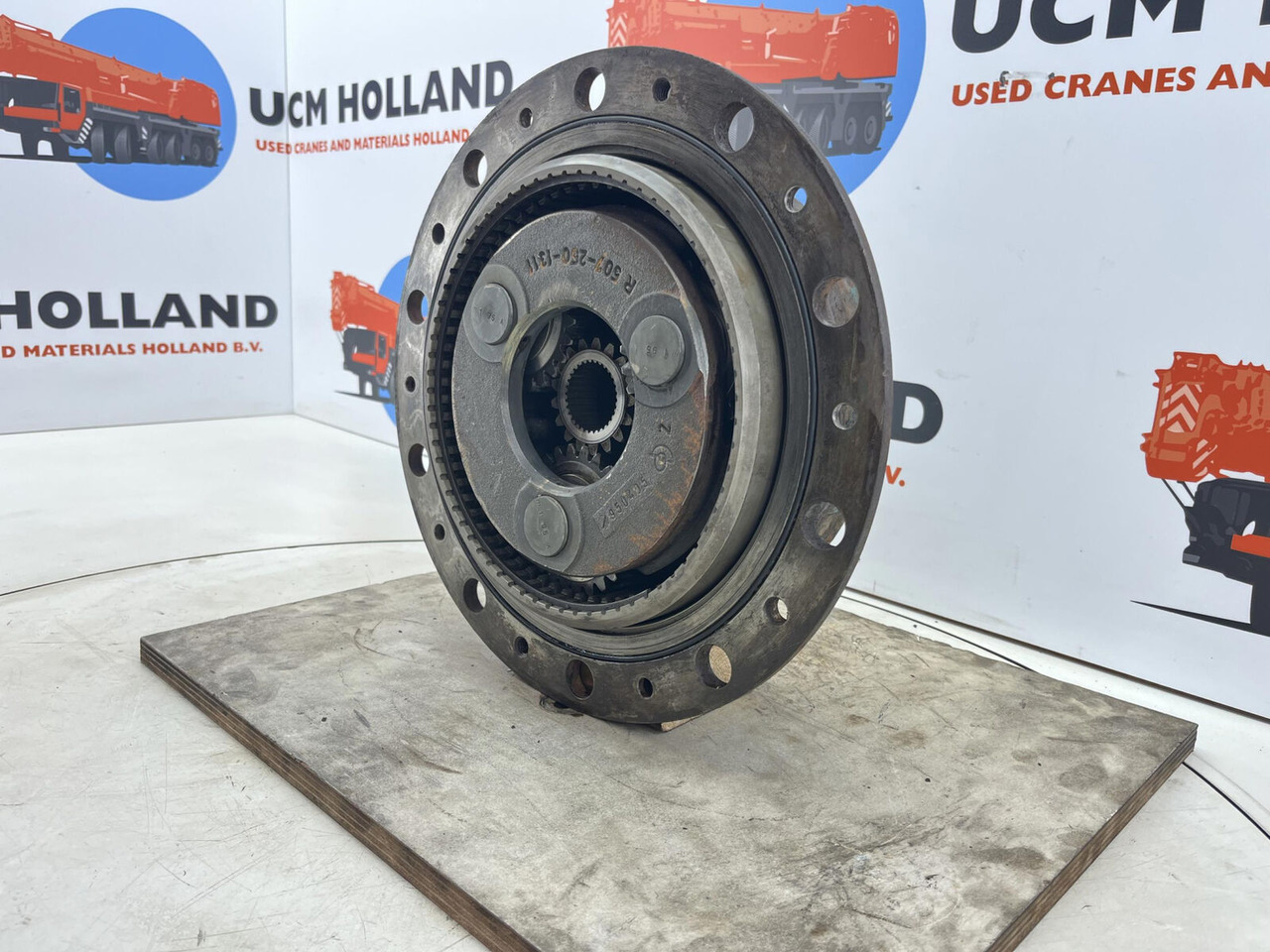 FAUN ATF 30 planetary gear 17-24-67-32-3pl-H87 - Sānpārvads - Autoceltnis: foto 3 FAUN ATF 30 planetary gear 17-24-67-32-3pl-H87 - Sānpārvads - Autoceltnis: foto 3