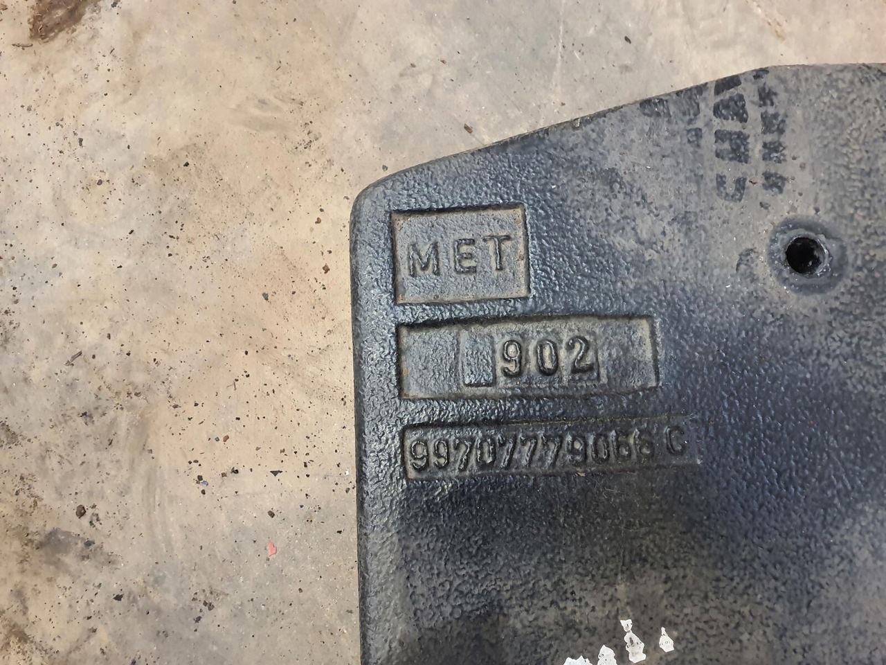 FAUN ATF 50-G3 Counterweight 0.4 ton - Pretsvars - Autoceltnis: foto 5 FAUN ATF 50-G3 Counterweight 0.4 ton - Pretsvars - Autoceltnis: foto 5