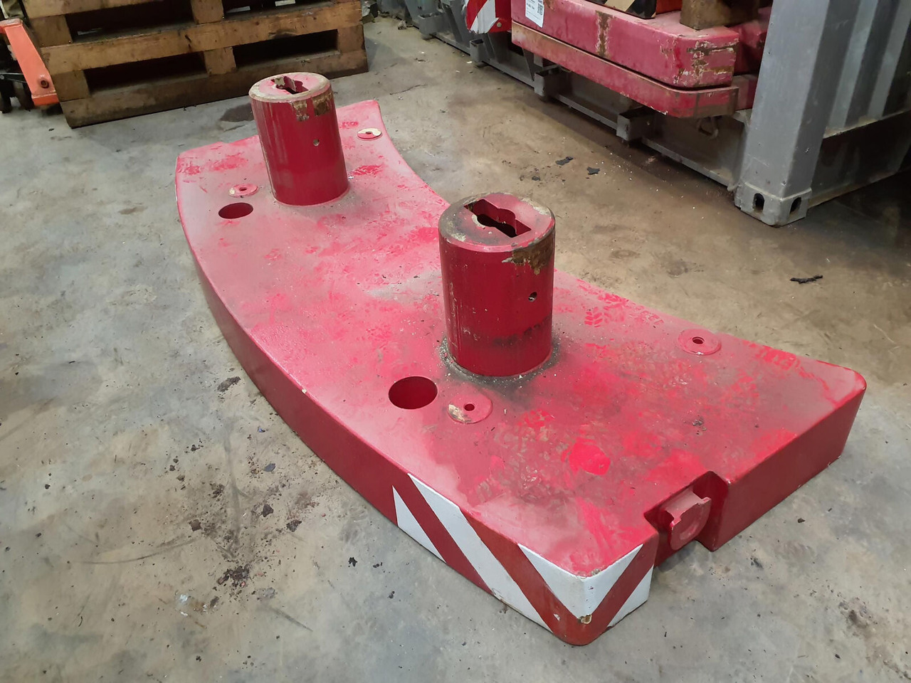 FAUN ATF 50G-3 counterweight 2,1 ton - Pretsvars - Autoceltnis: foto 1 FAUN ATF 50G-3 counterweight 2,1 ton - Pretsvars - Autoceltnis: foto 1
