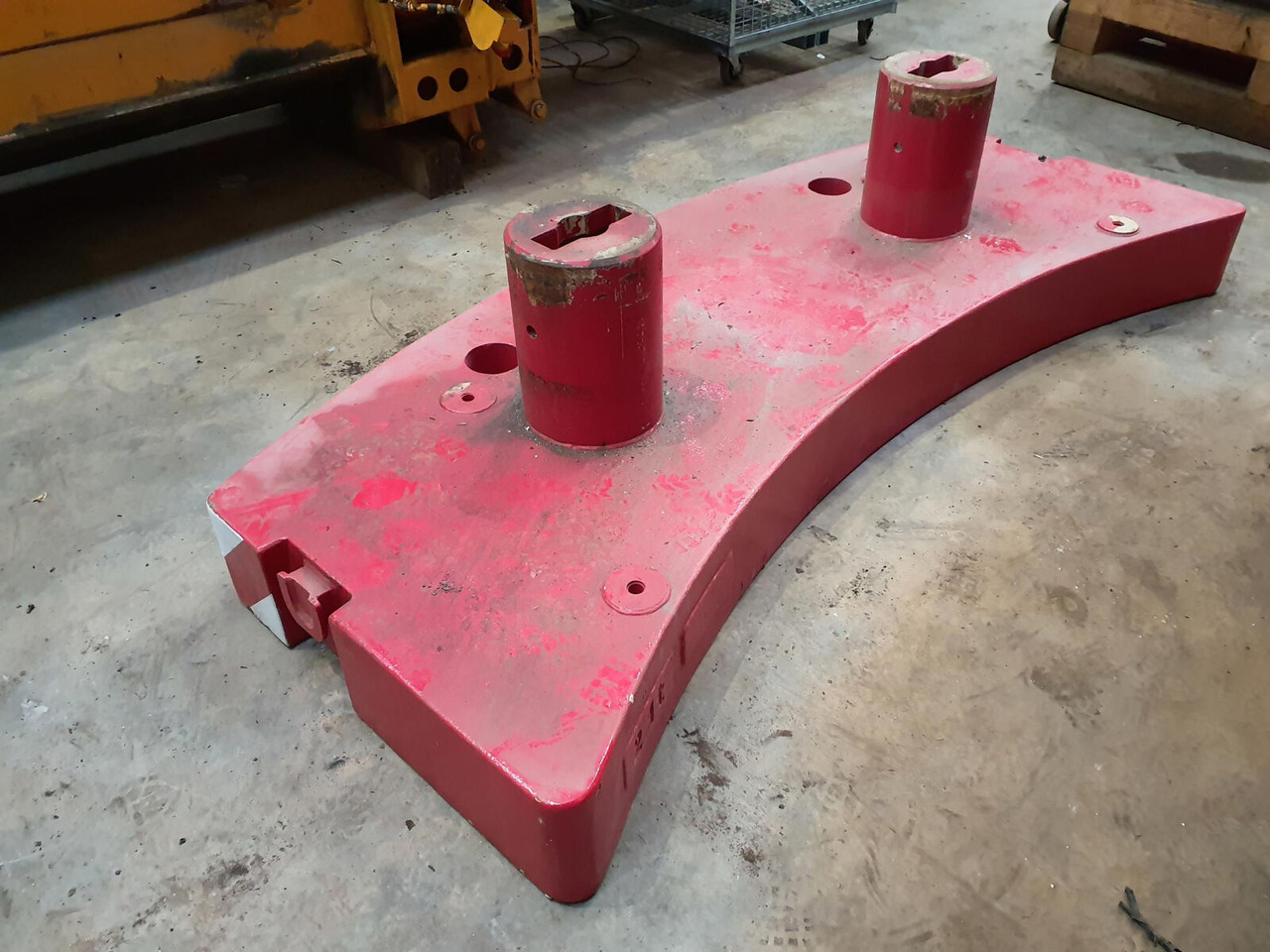FAUN ATF 50G-3 counterweight 2,1 ton - Pretsvars - Autoceltnis: foto 4 FAUN ATF 50G-3 counterweight 2,1 ton - Pretsvars - Autoceltnis: foto 4