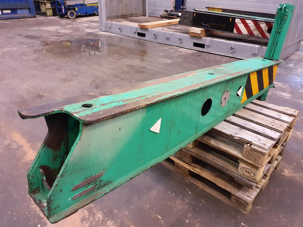 FAUN ATF 60-3 outrigger beam rear with support cylinder - Piekare - Autoceltnis: foto 4 FAUN ATF 60-3 outrigger beam rear with support cylinder - Piekare - Autoceltnis: foto 4